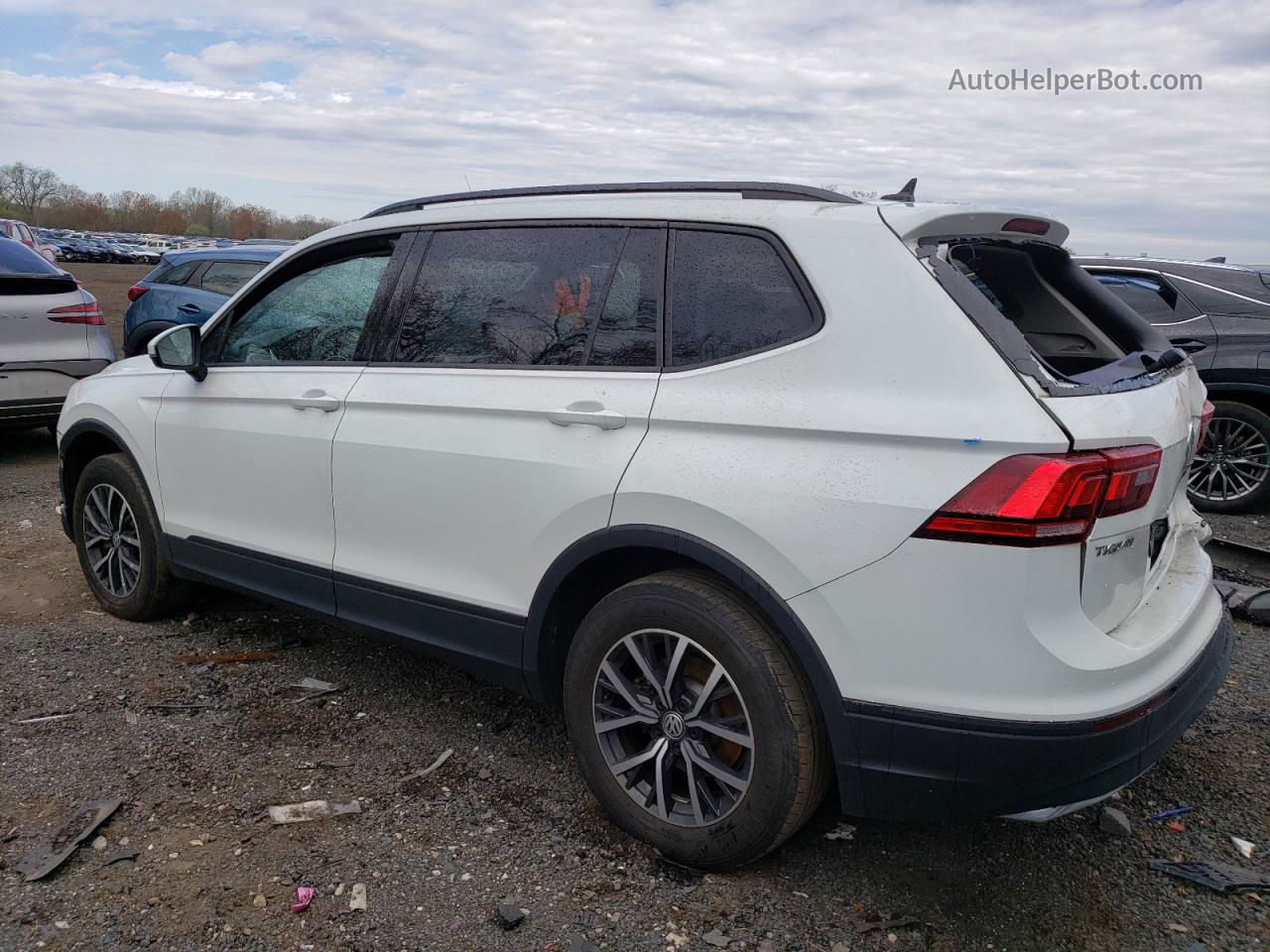 2021 Volkswagen Tiguan S White vin: 3VV0B7AX5MM036172