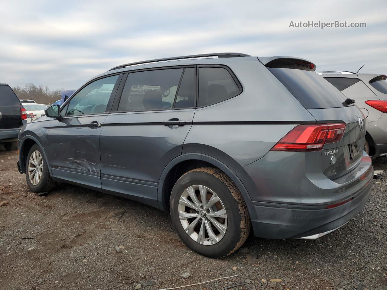 2018 Volkswagen Tiguan S Gray vin: 3VV0B7AX6JM018954