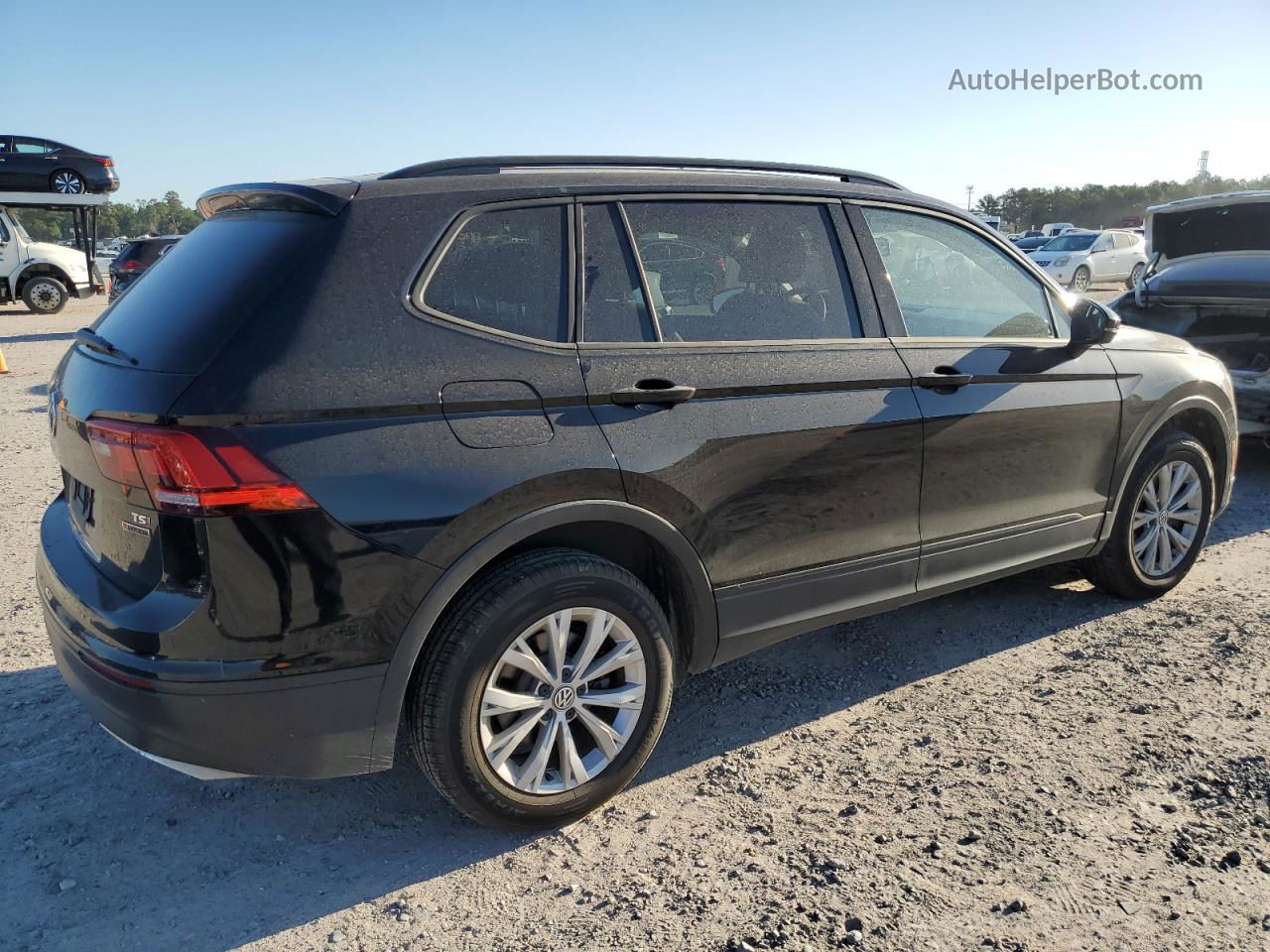 2018 Volkswagen Tiguan S Black vin: 3VV0B7AX6JM204803