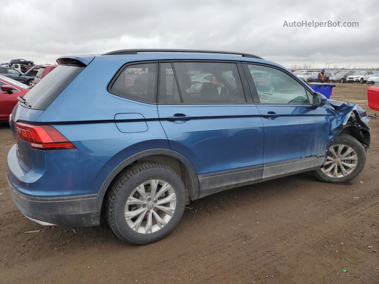 2019 Volkswagen Tiguan S Blue vin: 3VV0B7AX7KM052855