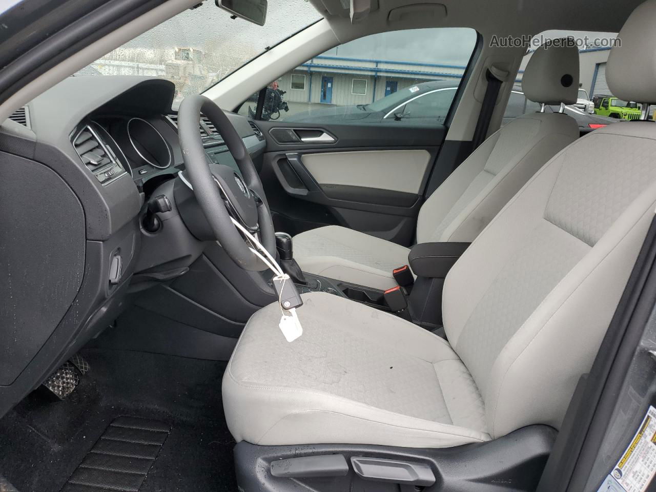 2021 Volkswagen Tiguan S Серый vin: 3VV0B7AX7MM015856