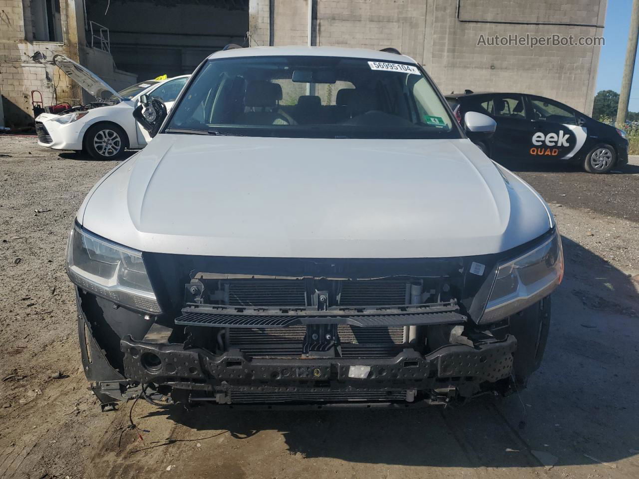 2018 Volkswagen Tiguan S White vin: 3VV0B7AX8JM022665