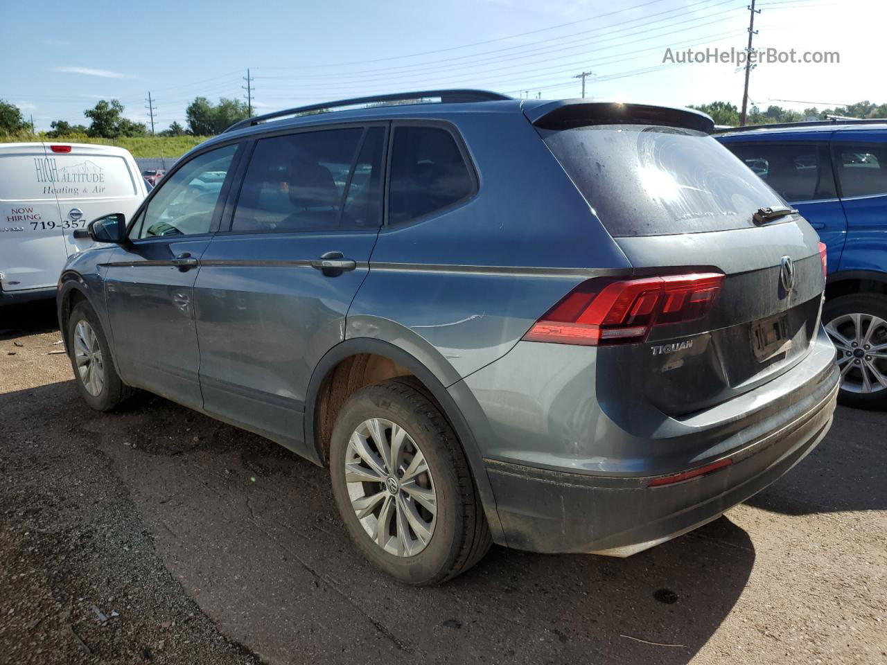 2018 Volkswagen Tiguan S Серый vin: 3VV0B7AX9JM132849