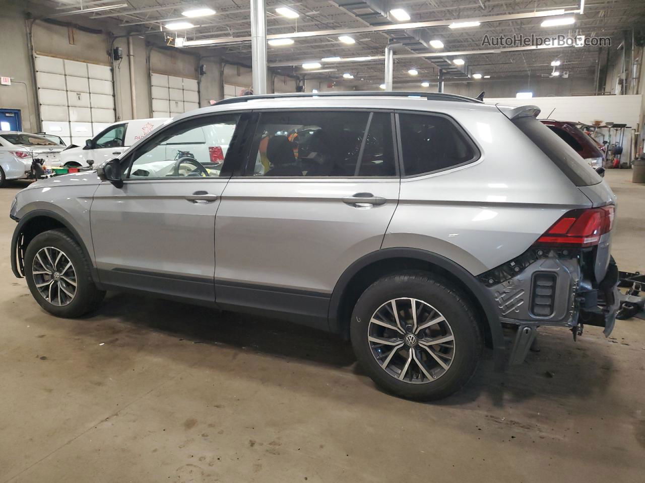 2021 Volkswagen Tiguan S Серебряный vin: 3VV0B7AX9MM155858