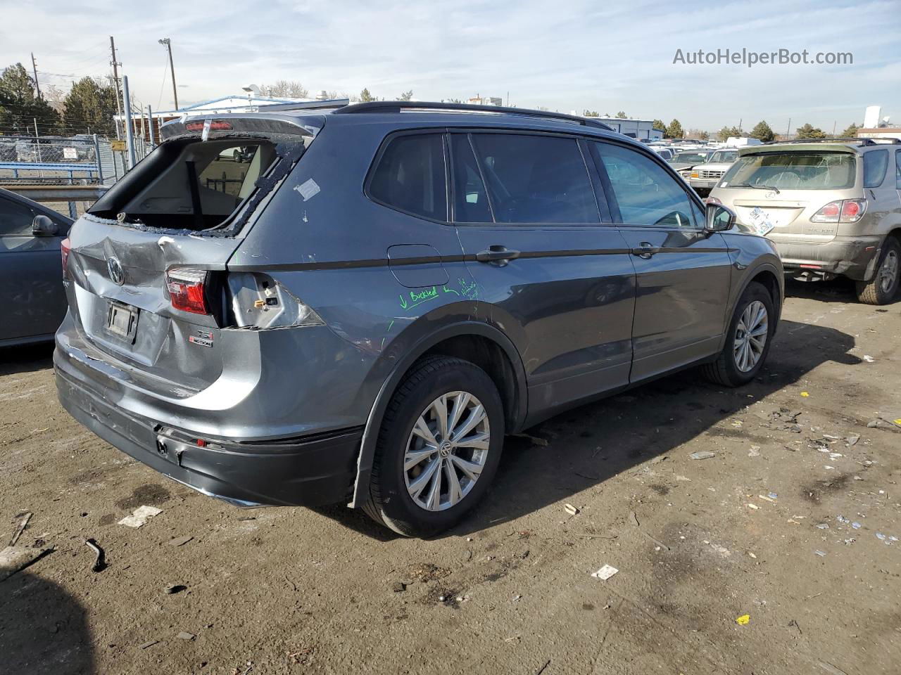 2018 Volkswagen Tiguan S Серый vin: 3VV0B7AXXJM092121