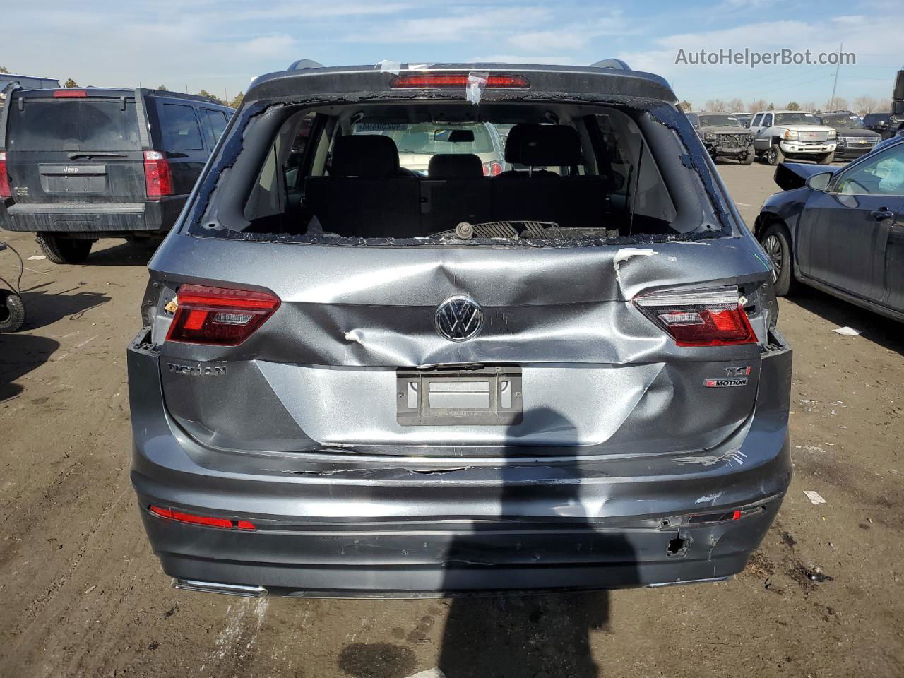 2018 Volkswagen Tiguan S Gray vin: 3VV0B7AXXJM092121