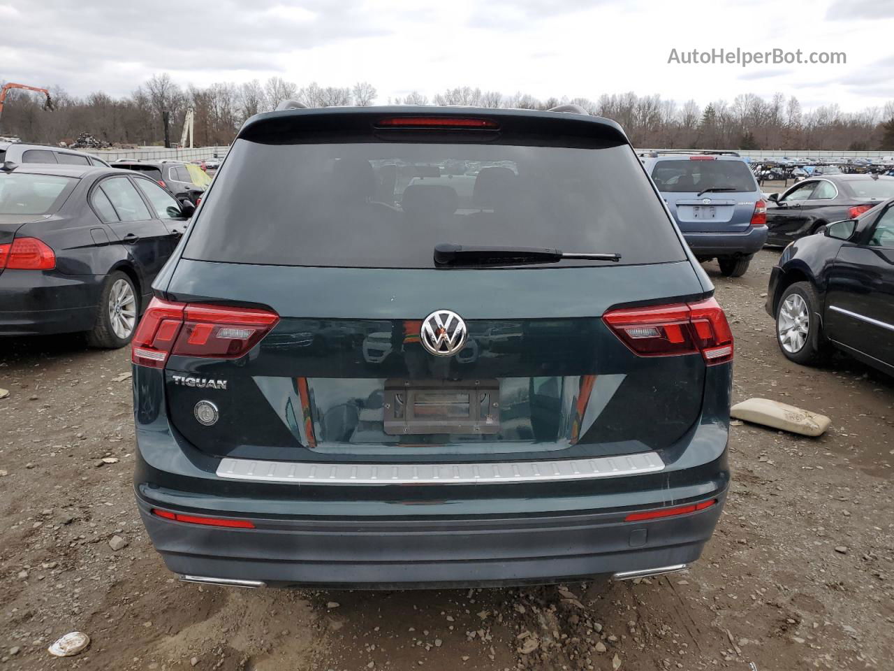 2019 Volkswagen Tiguan S Зеленый vin: 3VV0B7AXXKM016321