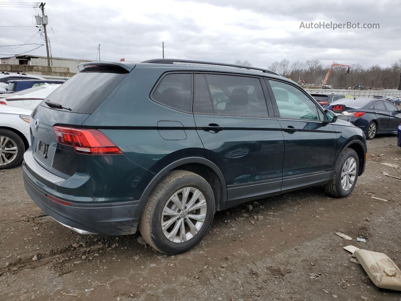 2019 Volkswagen Tiguan S Green vin: 3VV0B7AXXKM016321