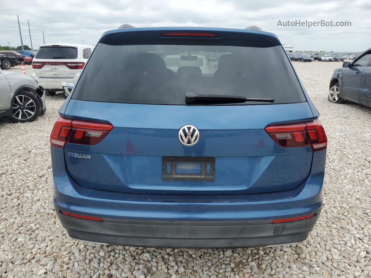 2019 Volkswagen Tiguan S Blue vin: 3VV1B7AX0KM071039