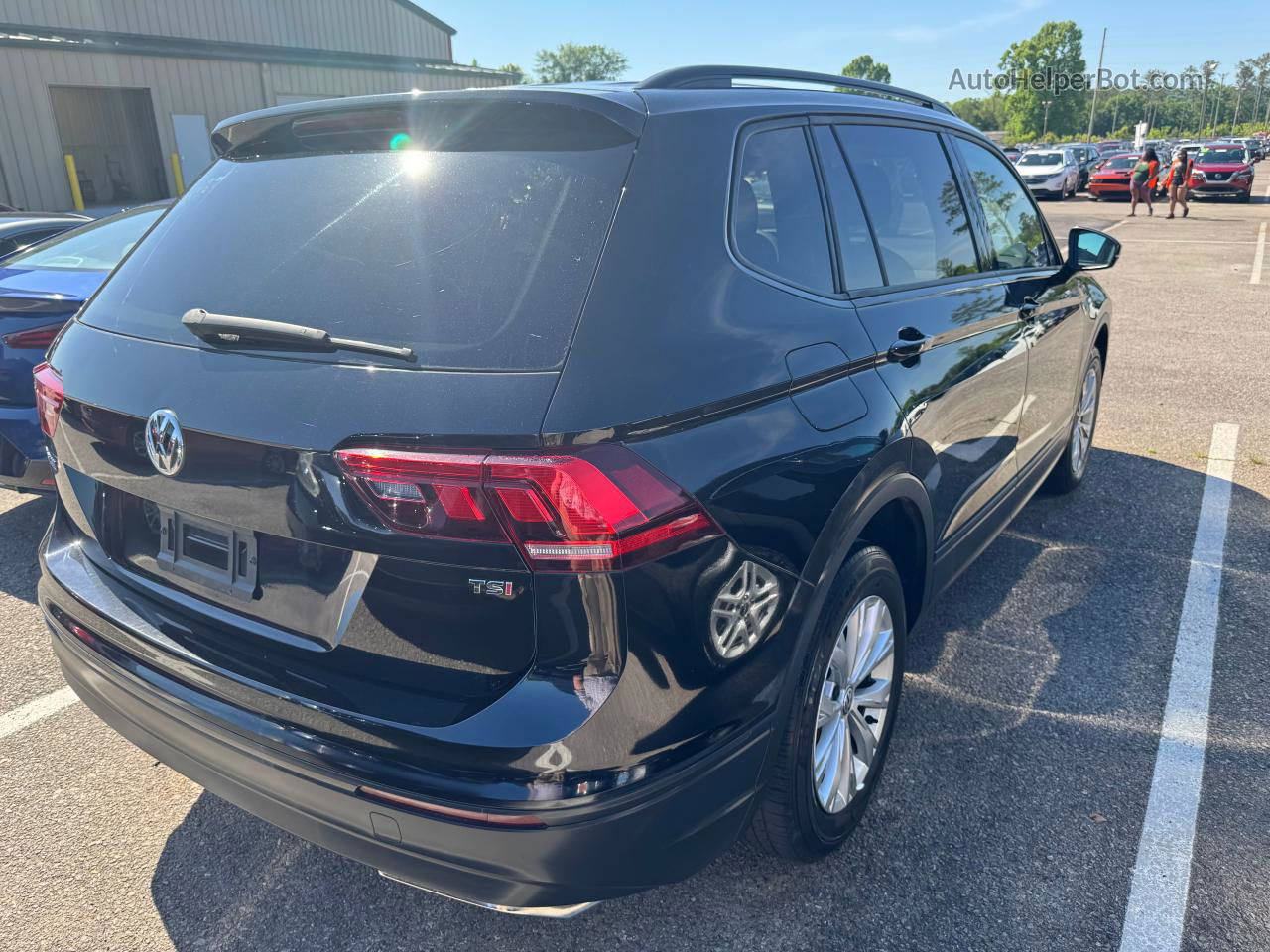 2018 Volkswagen Tiguan S Black vin: 3VV1B7AX1JM023127