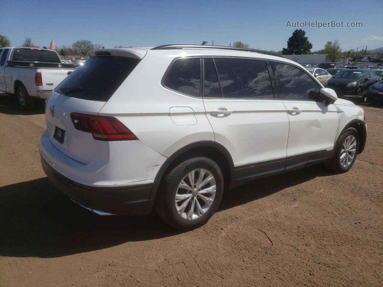 2019 Volkswagen Tiguan S White vin: 3VV1B7AX1KM123844