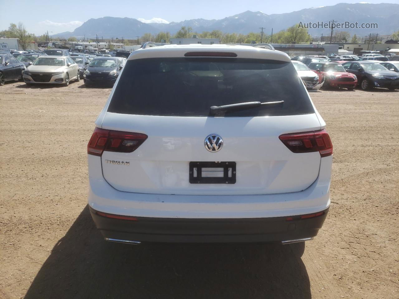 2019 Volkswagen Tiguan S White vin: 3VV1B7AX1KM123844