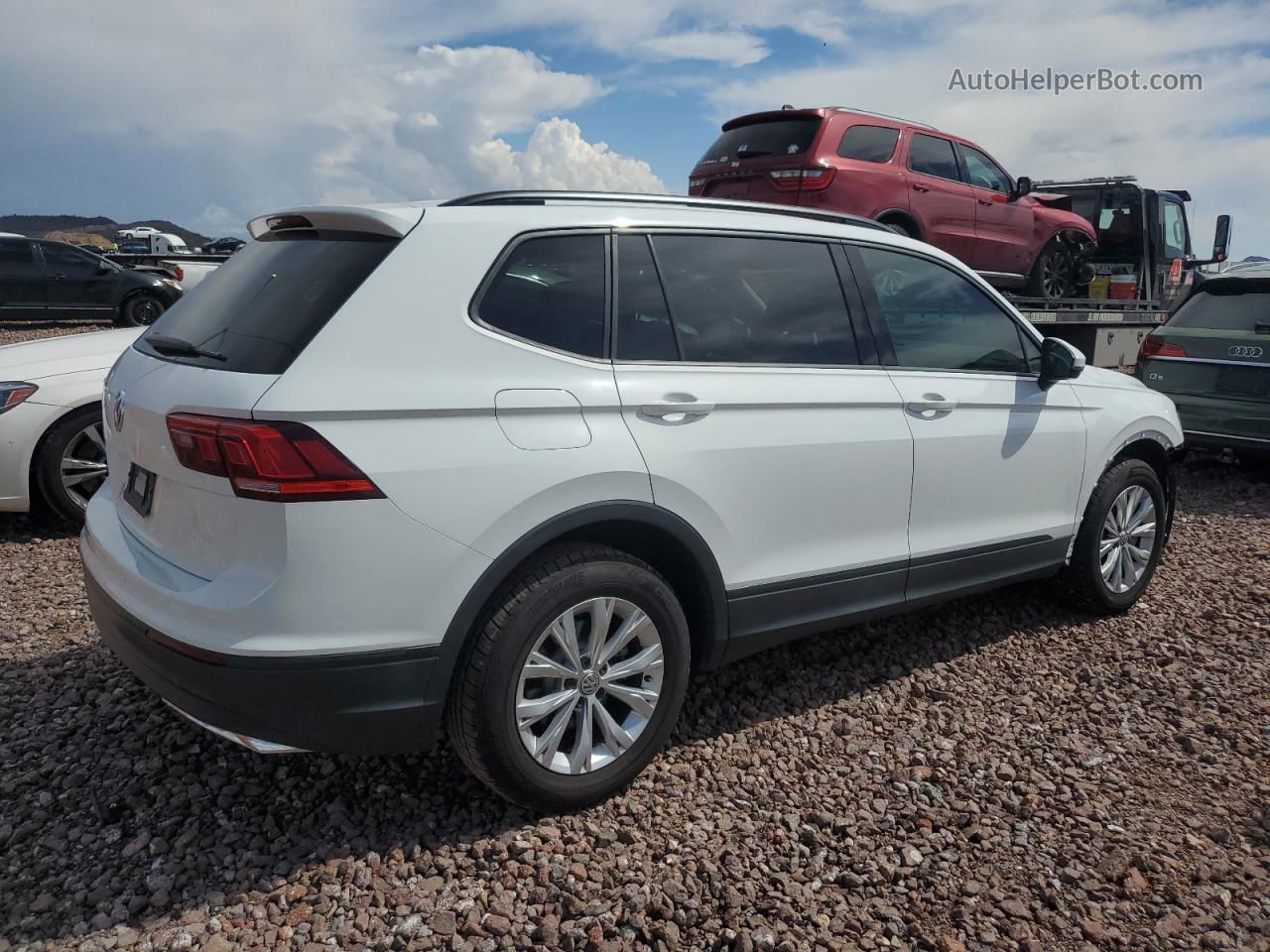 2019 Volkswagen Tiguan S White vin: 3VV1B7AX1KM142409