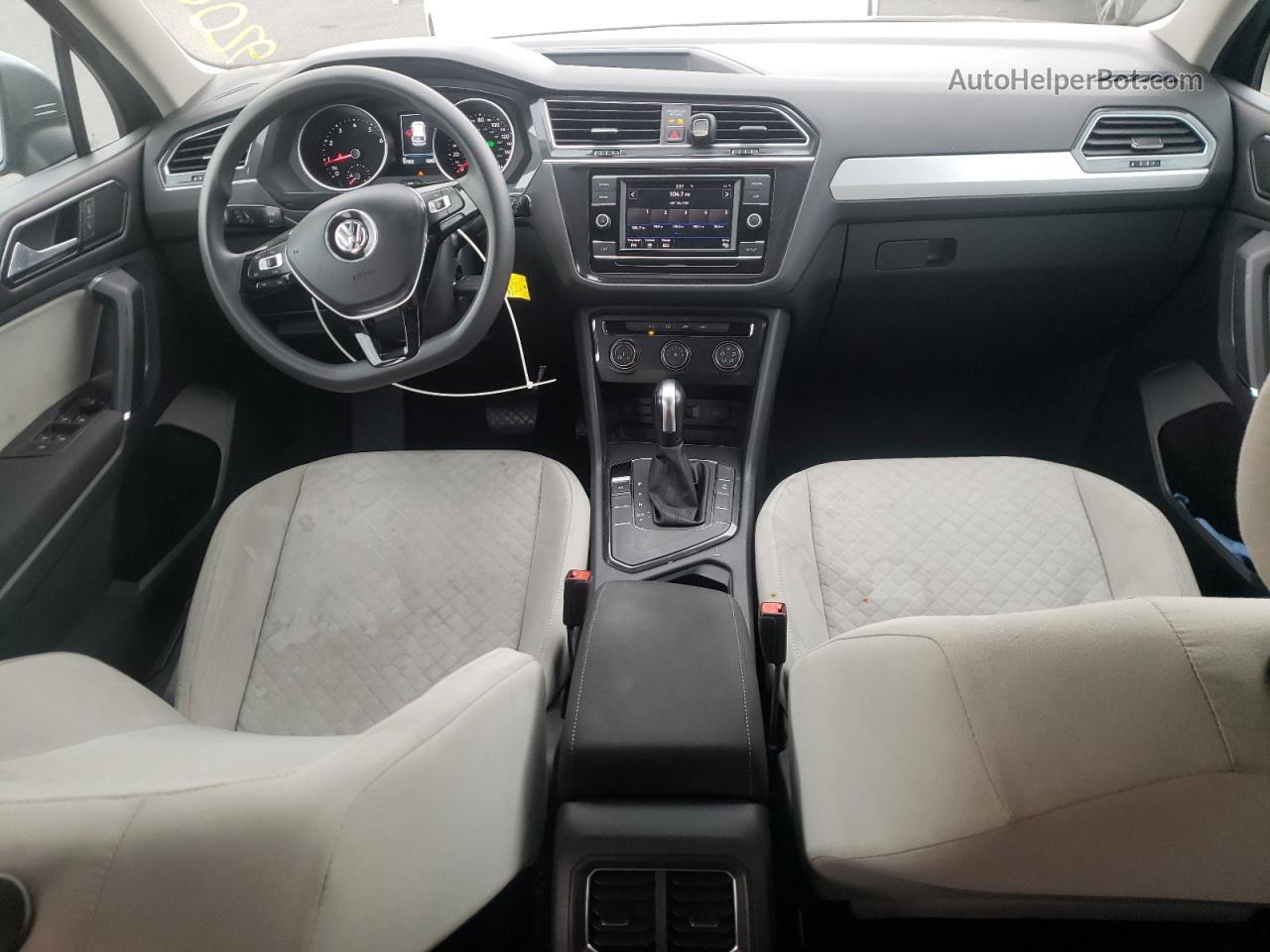 2018 Volkswagen Tiguan S Угольный vin: 3VV1B7AX2JM037229