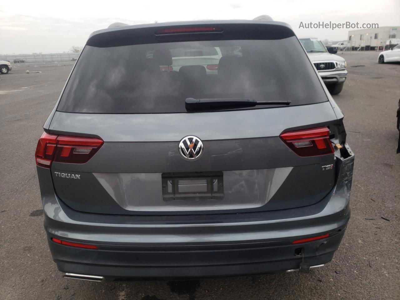 2018 Volkswagen Tiguan S Charcoal vin: 3VV1B7AX2JM037229