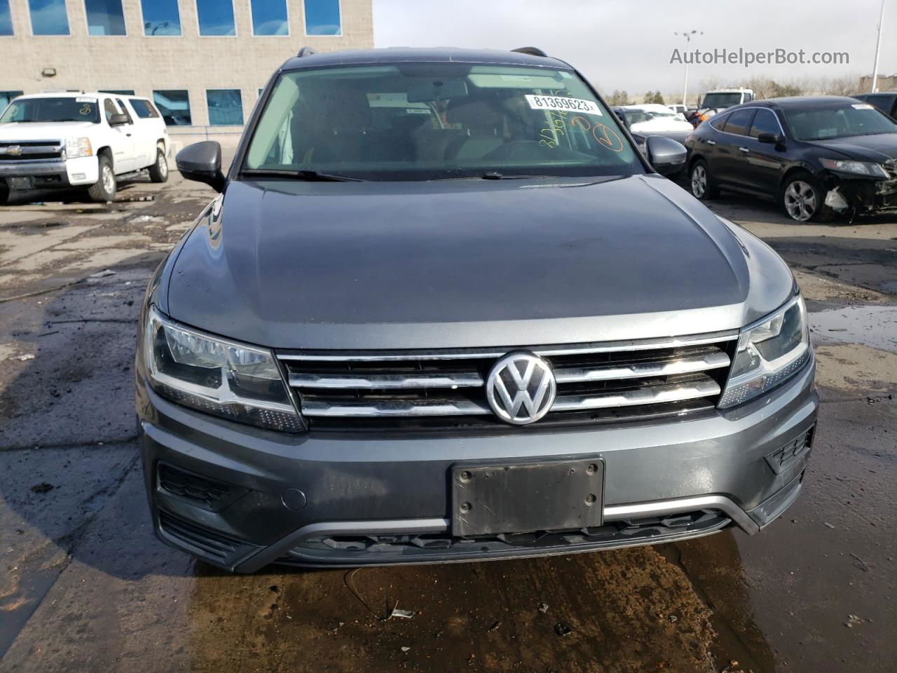 2018 Volkswagen Tiguan S Gray vin: 3VV1B7AX2JM056394