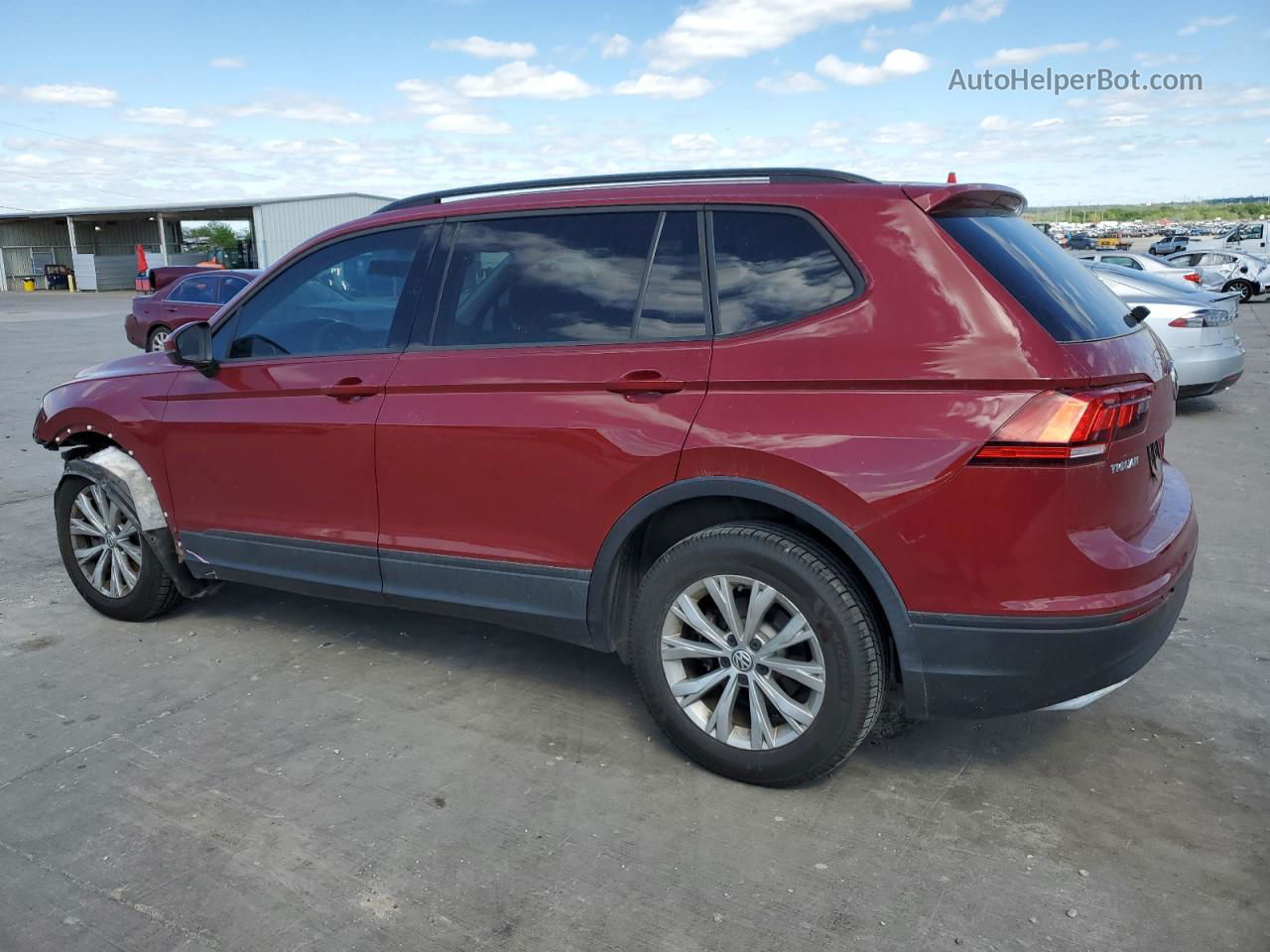 2018 Volkswagen Tiguan S Red vin: 3VV1B7AX2JM159914