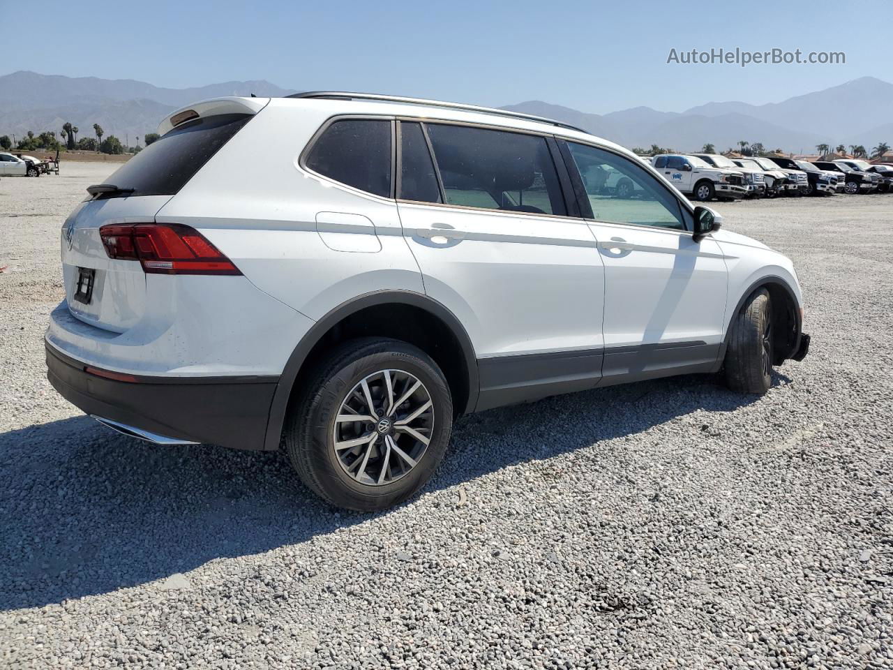 2021 Volkswagen Tiguan S Белый vin: 3VV1B7AX2MM126559