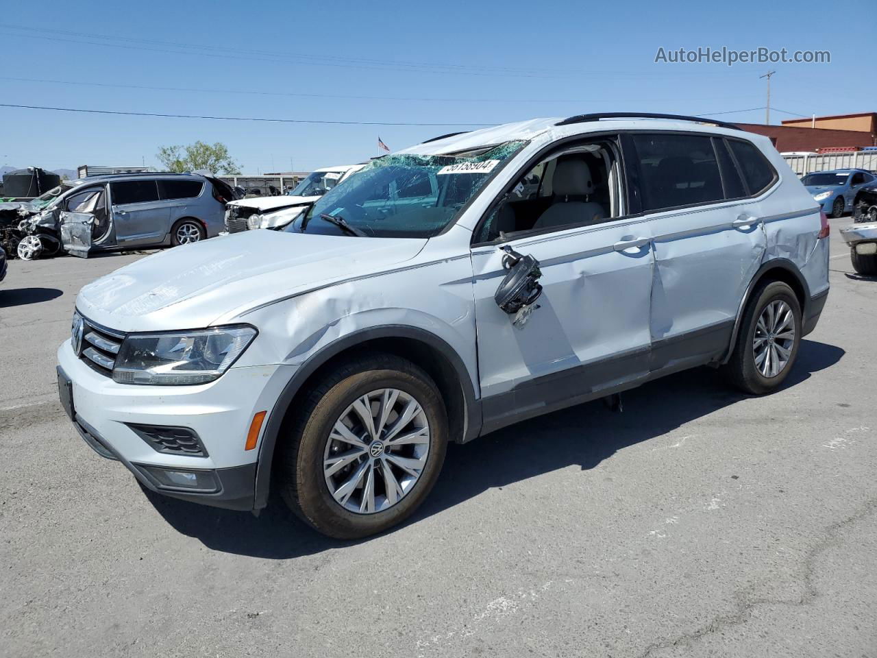 2018 Volkswagen Tiguan S White vin: 3VV1B7AX3JM021878