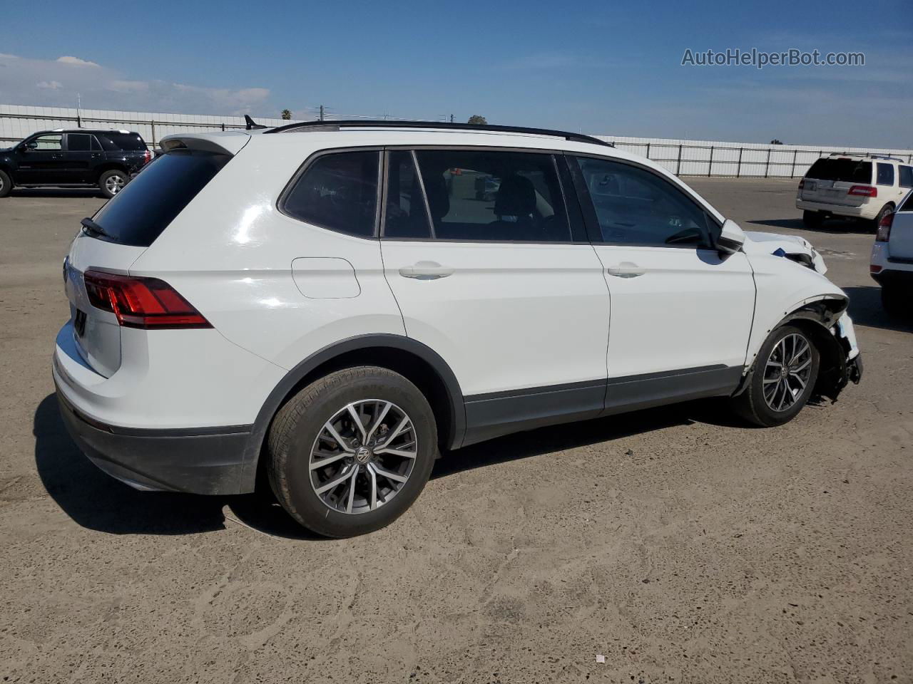 2021 Volkswagen Tiguan S White vin: 3VV1B7AX4MM019030