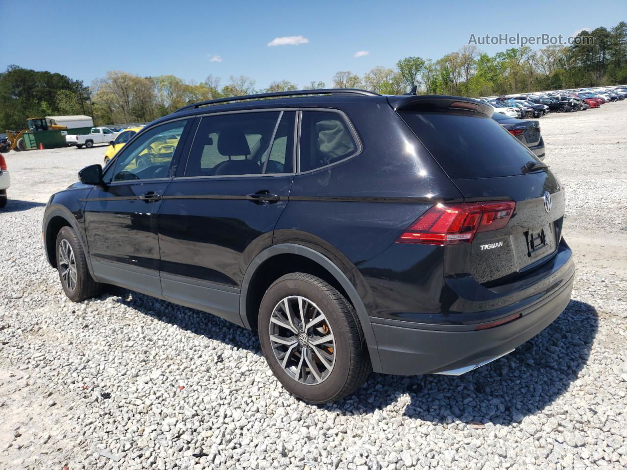 2021 Volkswagen Tiguan S Черный vin: 3VV1B7AX5MM041070