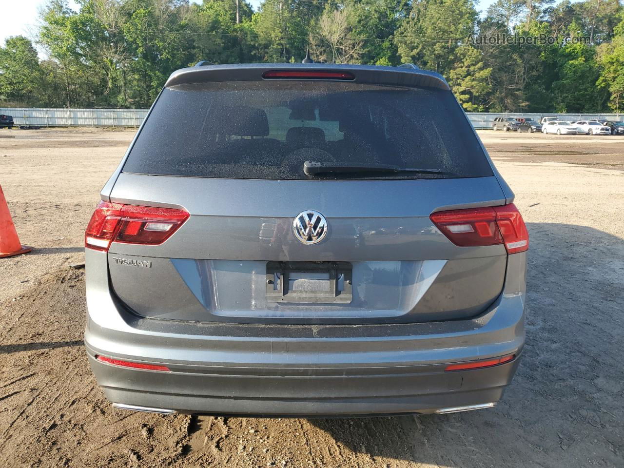 2021 Volkswagen Tiguan S Серый vin: 3VV1B7AX5MM060301