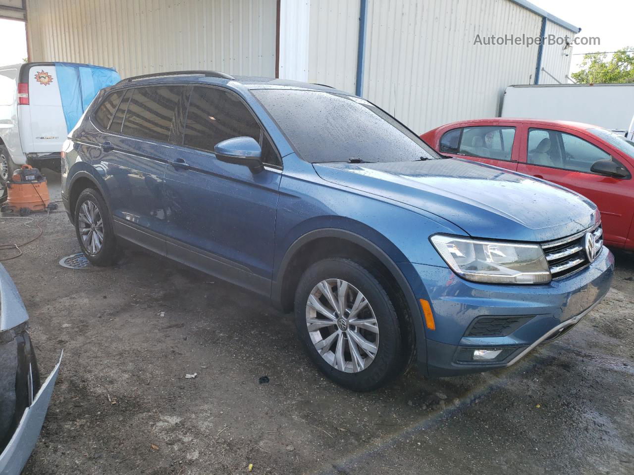 2018 Volkswagen Tiguan S Синий vin: 3VV1B7AX8JM035467