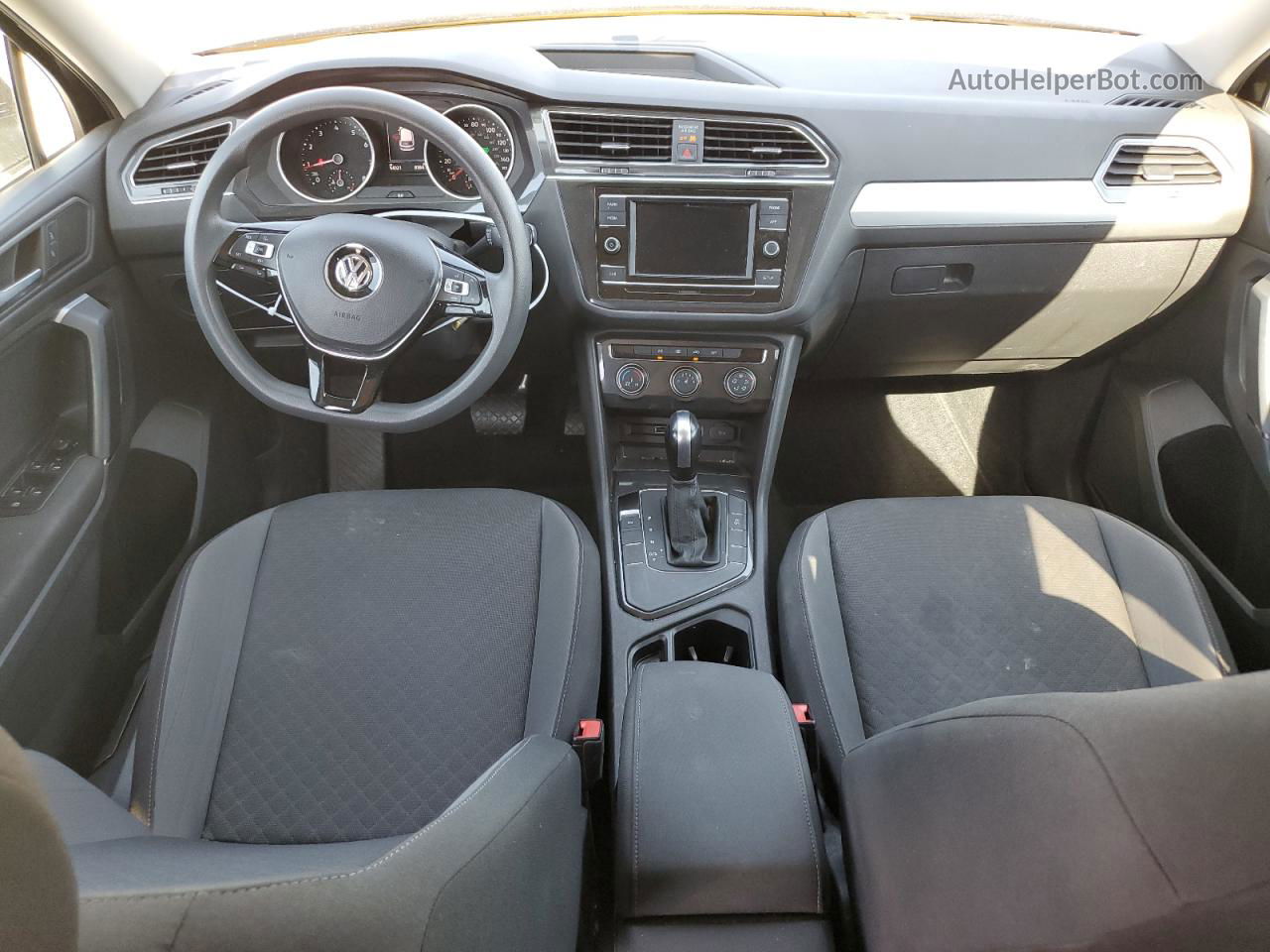 2019 Volkswagen Tiguan S Черный vin: 3VV1B7AX8KM062900