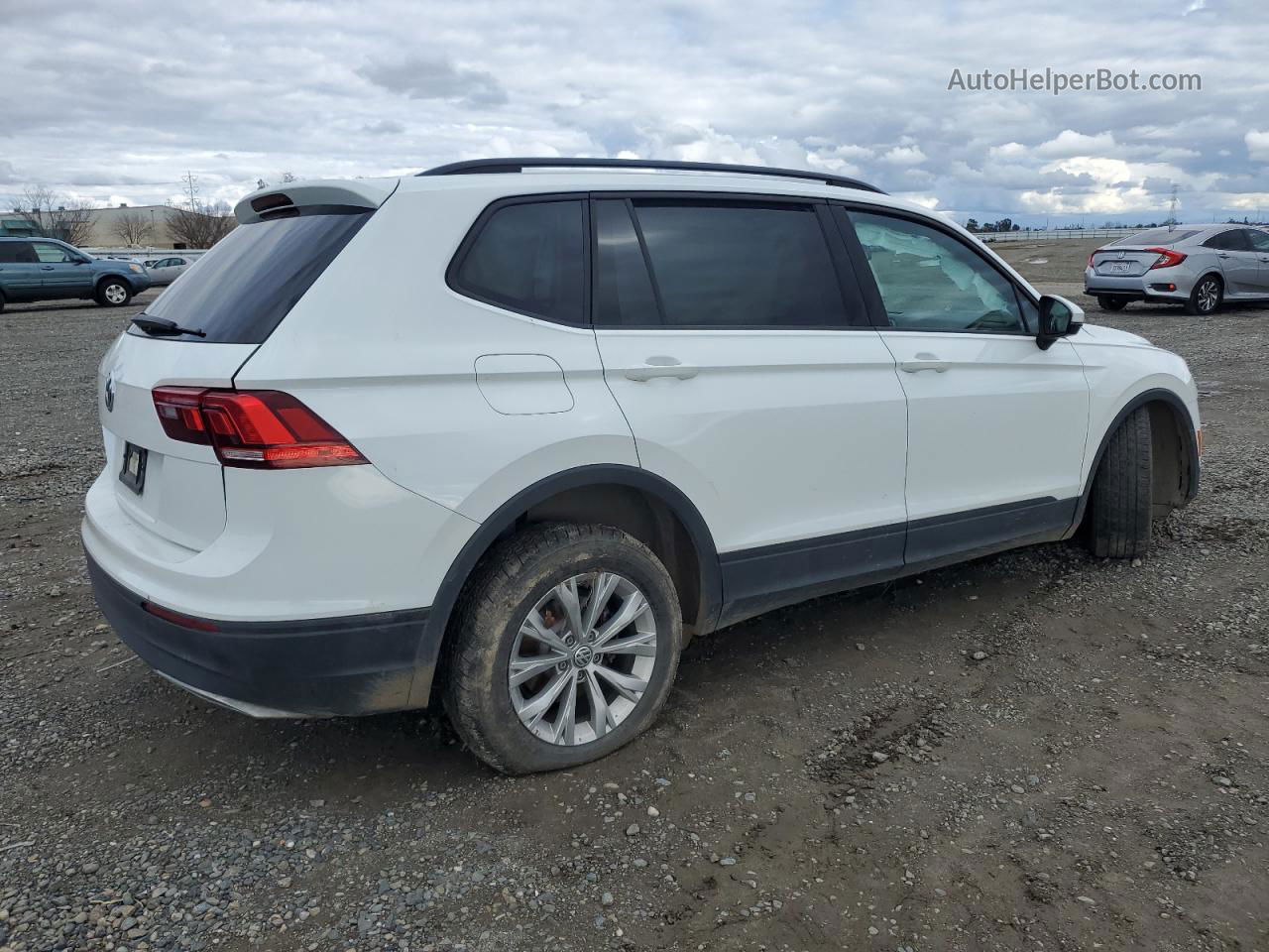 2019 Volkswagen Tiguan S White vin: 3VV1B7AX8KM180347