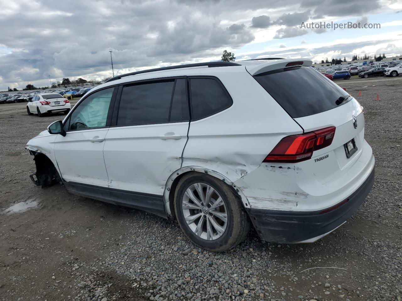 2019 Volkswagen Tiguan S White vin: 3VV1B7AX8KM180347