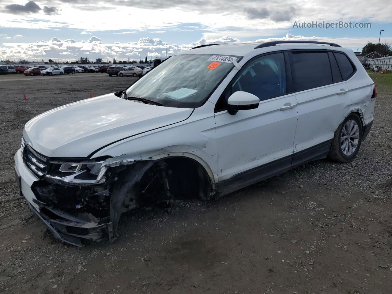 2019 Volkswagen Tiguan S White vin: 3VV1B7AX8KM180347