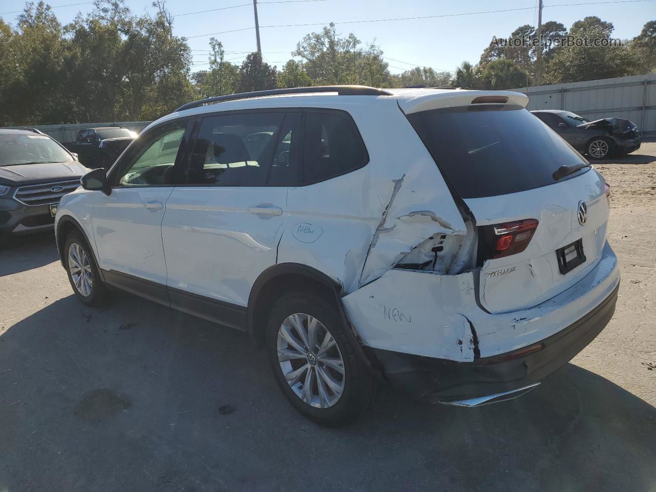 2019 Volkswagen Tiguan S White vin: 3VV1B7AX9KM123560