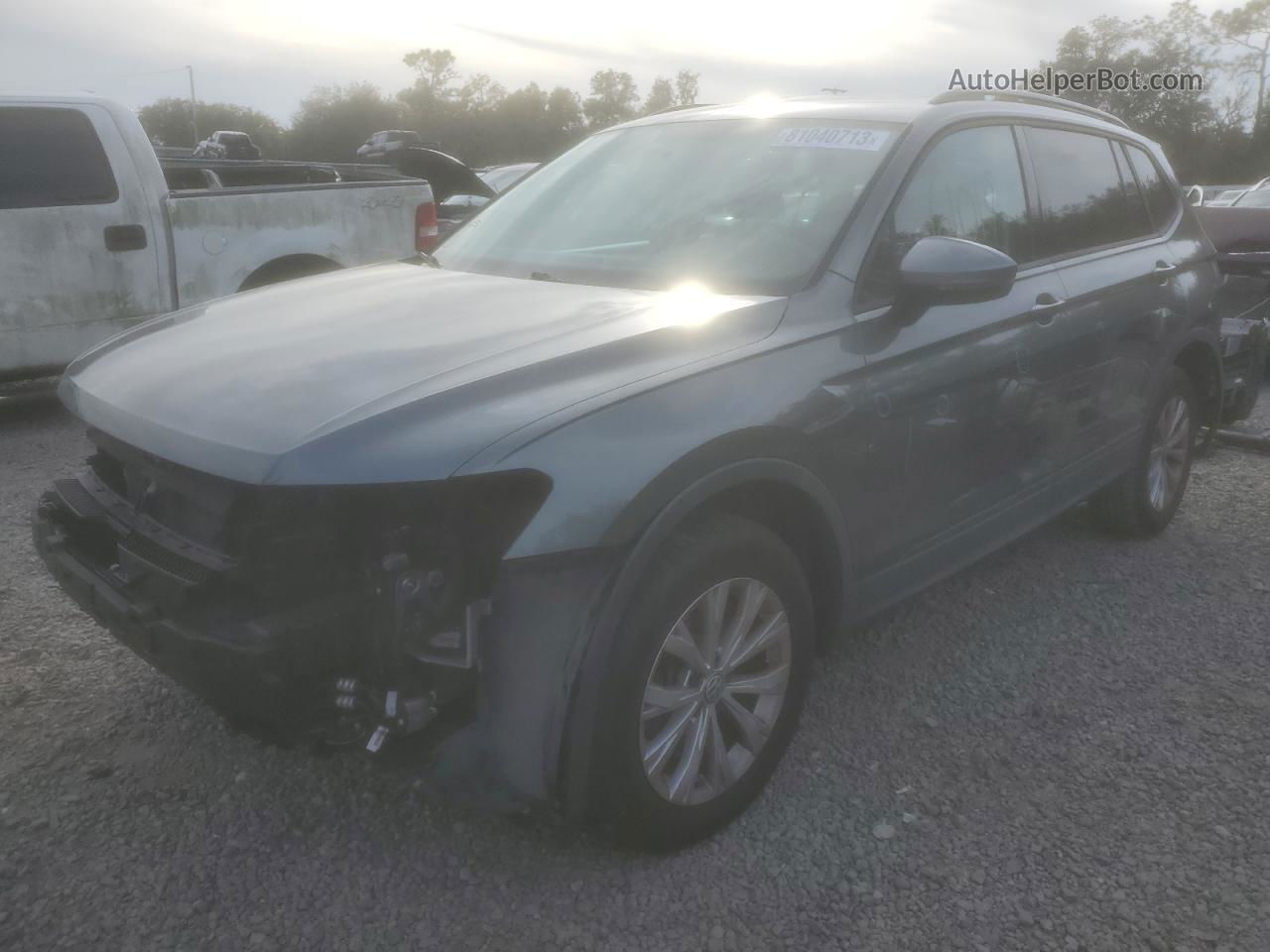 2018 Volkswagen Tiguan S Gray vin: 3VV1B7AXXJM073881