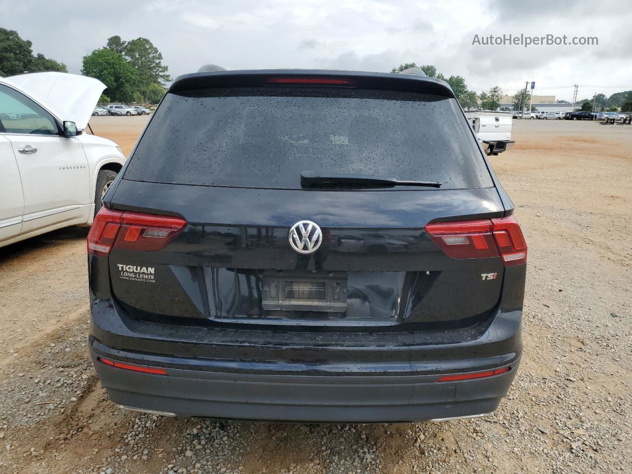 2018 Volkswagen Tiguan S Black vin: 3VV1B7AXXJM102117