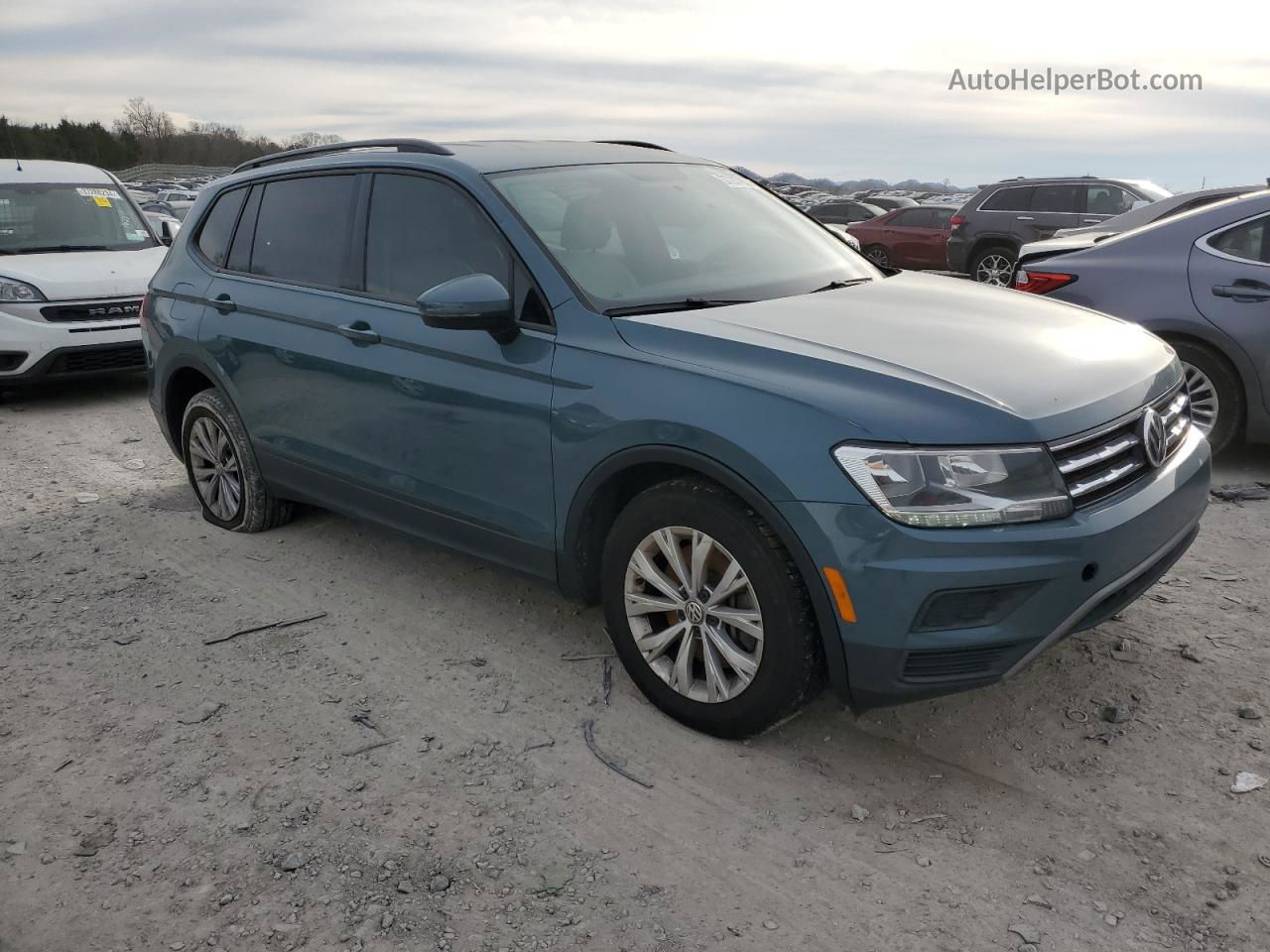 2019 Volkswagen Tiguan S Blue vin: 3VV1B7AXXKM113295