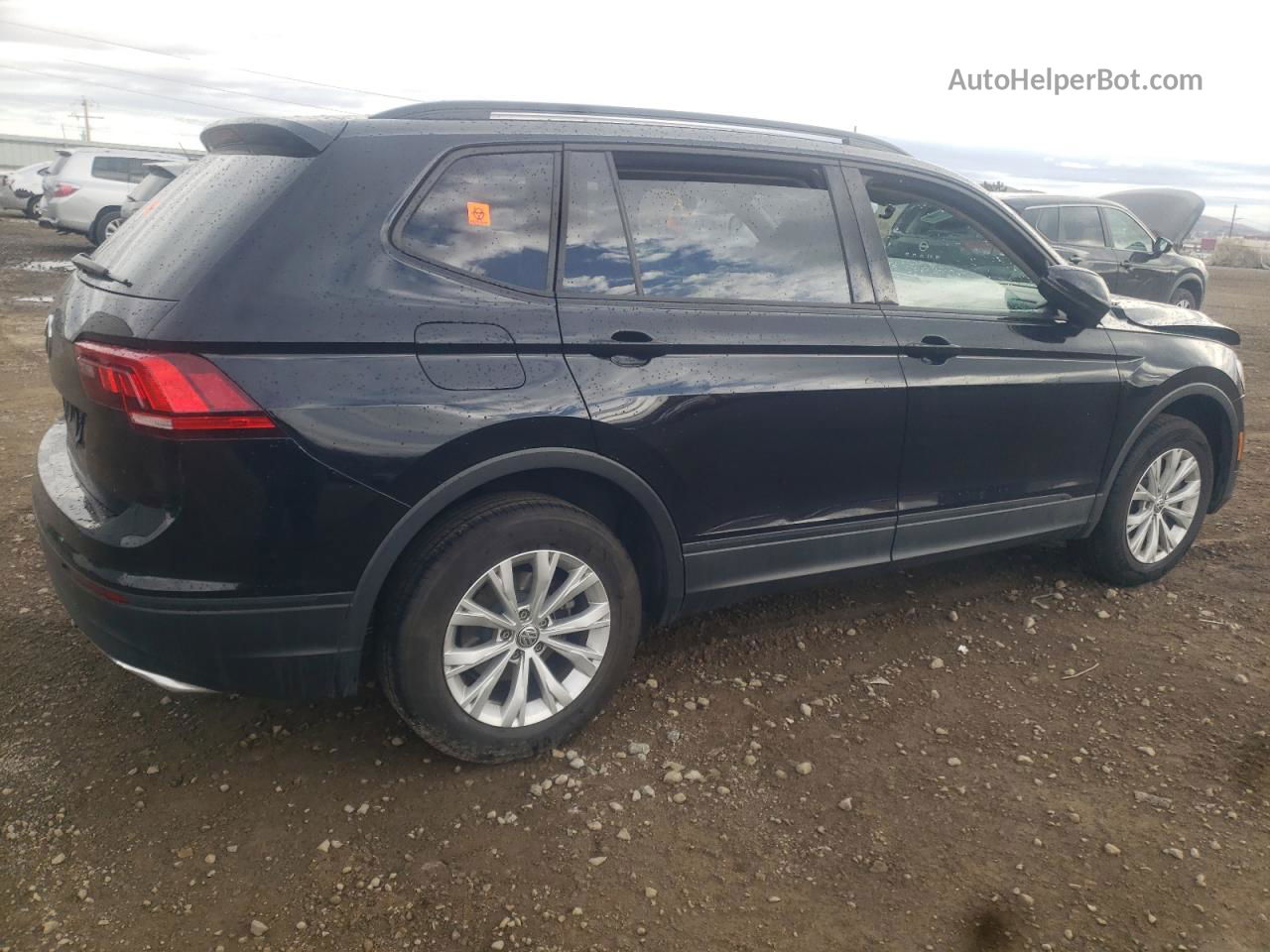 2019 Volkswagen Tiguan S Черный vin: 3VV1B7AXXKM172864