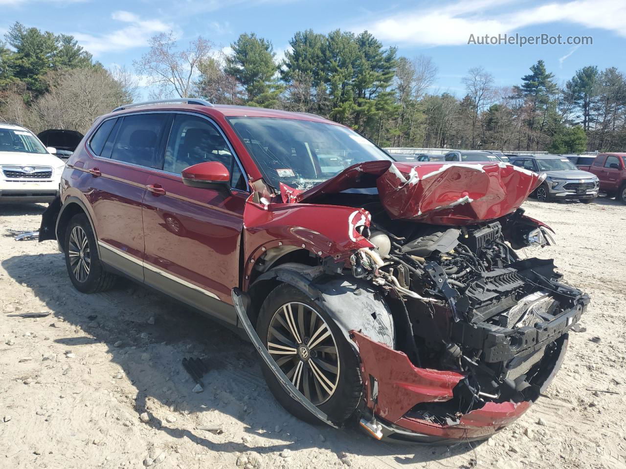 2018 Volkswagen Tiguan Se Red vin: 3VV2B7AX0JM013211