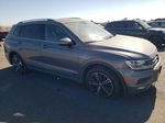 2018 Volkswagen Tiguan Se Gray vin: 3VV2B7AX0JM038481