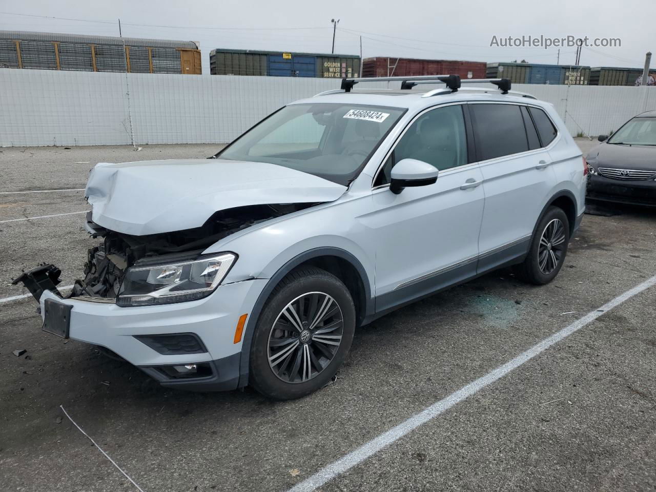 2018 Volkswagen Tiguan Se White vin: 3VV2B7AX0JM192415