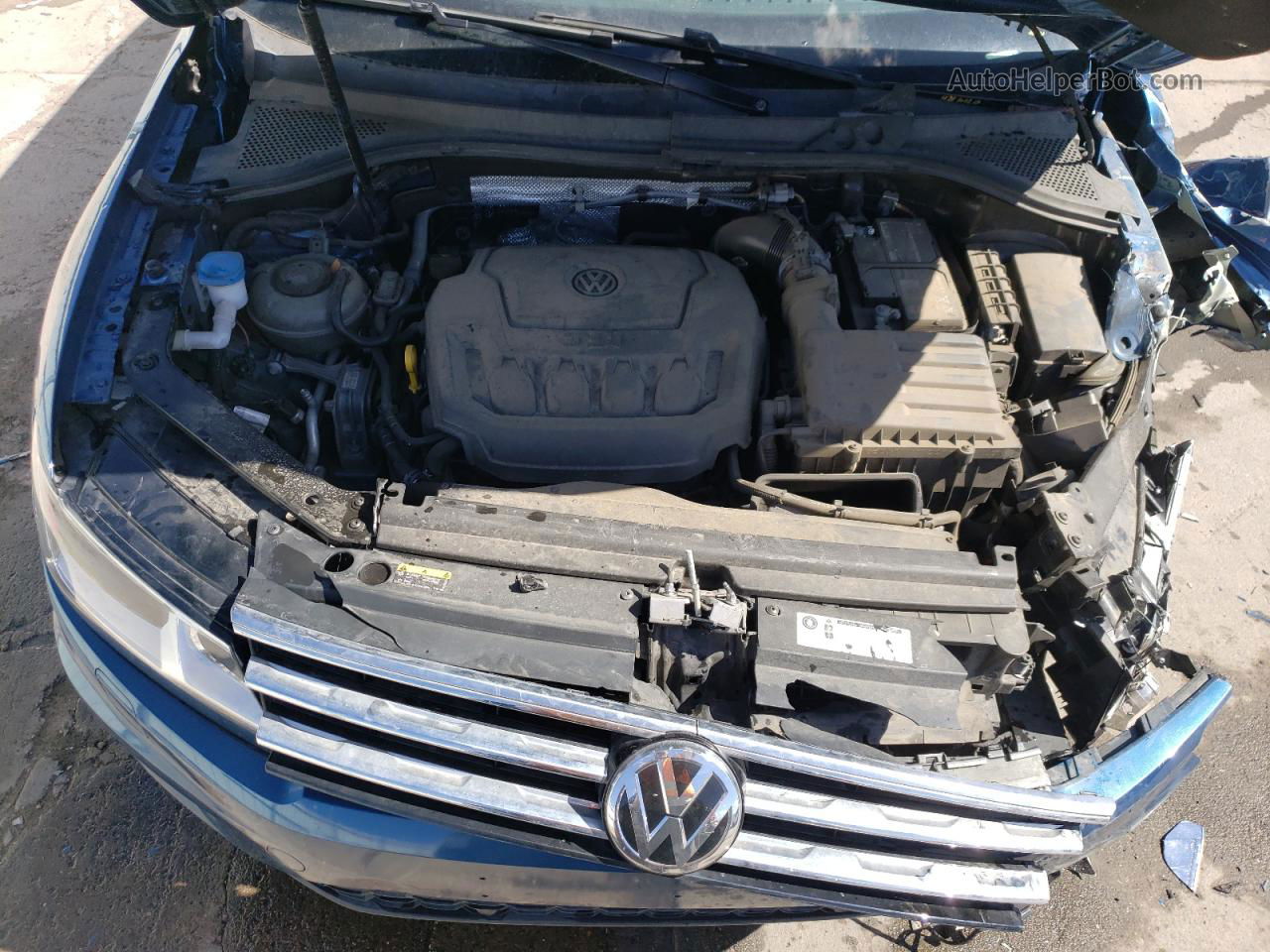 2019 Volkswagen Tiguan Se Blue vin: 3VV2B7AX0KM047991