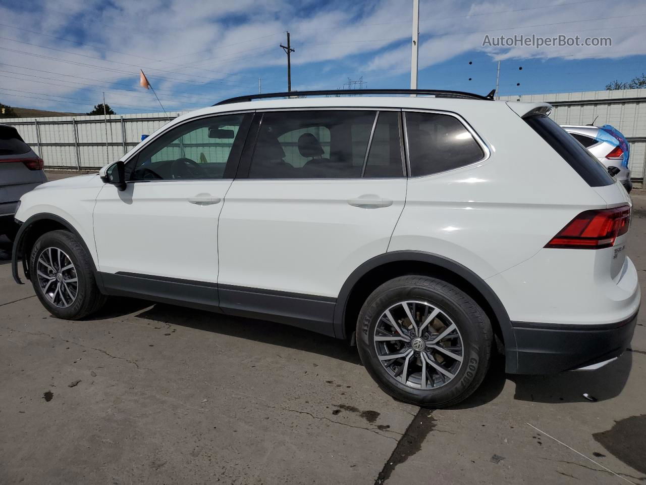 2019 Volkswagen Tiguan Se Белый vin: 3VV2B7AX0KM188608