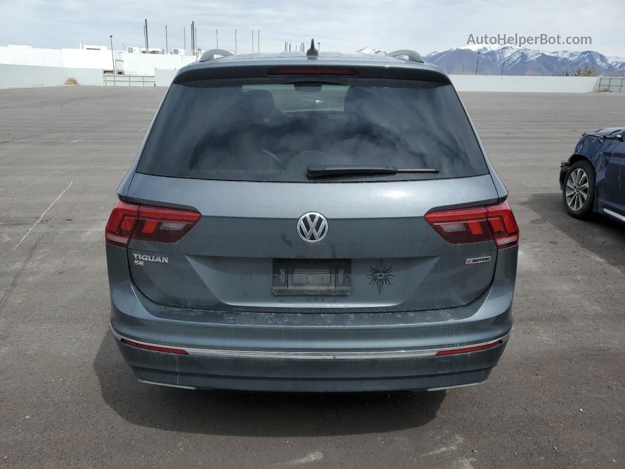 2021 Volkswagen Tiguan Se Charcoal vin: 3VV2B7AX0MM129996