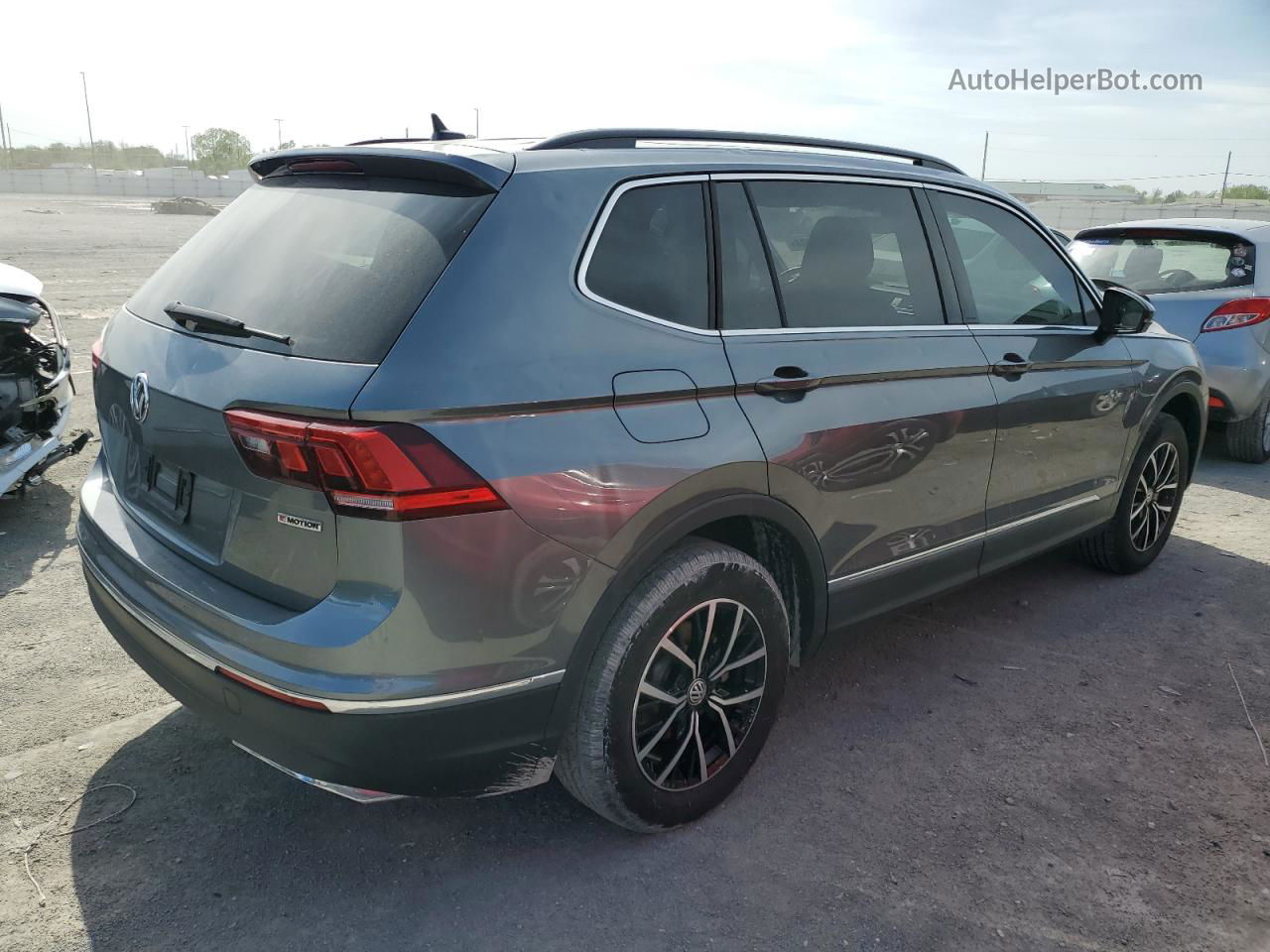 2021 Volkswagen Tiguan Se Серый vin: 3VV2B7AX0MM157524