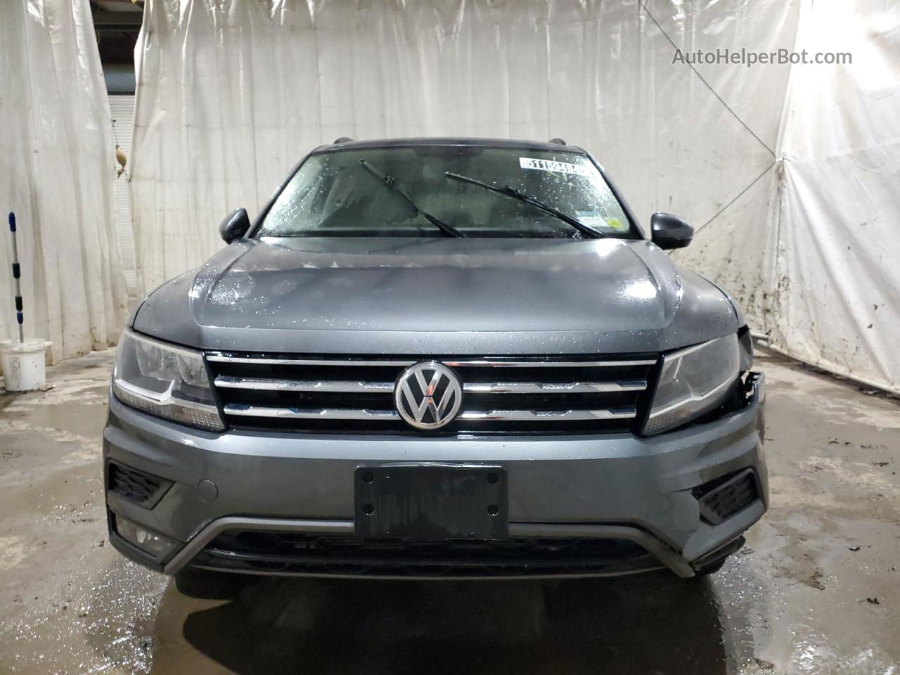 2018 Volkswagen Tiguan Se Gray vin: 3VV2B7AX1JM015355