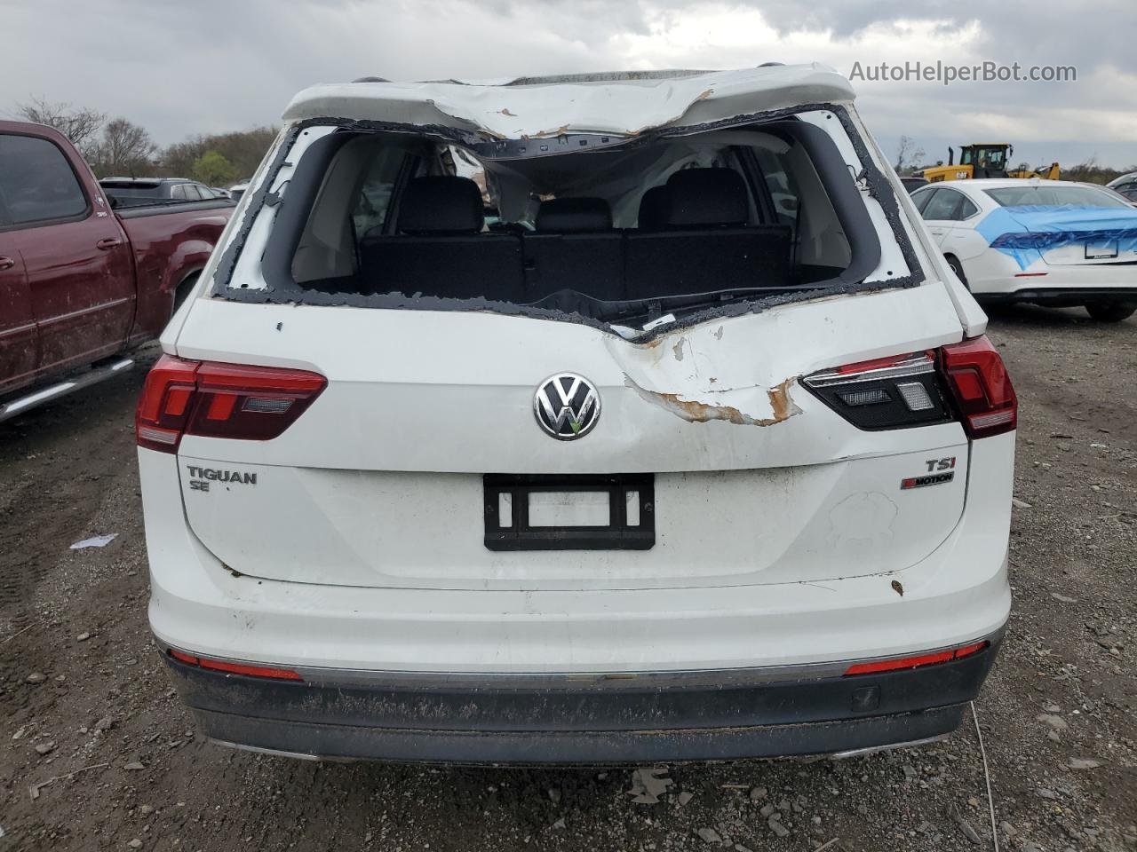 2018 Volkswagen Tiguan Se Белый vin: 3VV2B7AX1JM133843