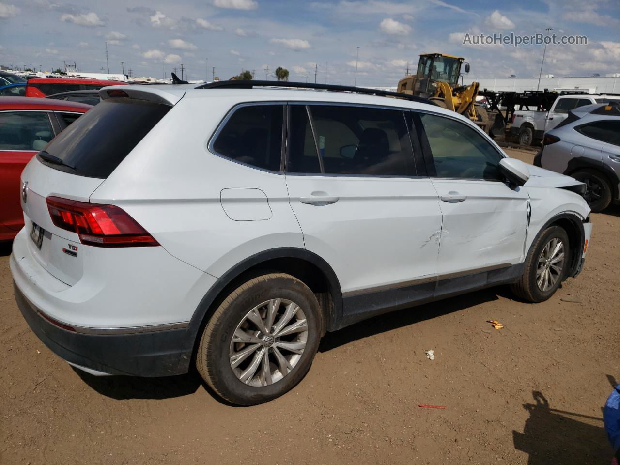 2018 Volkswagen Tiguan Se White vin: 3VV2B7AX1JM182007