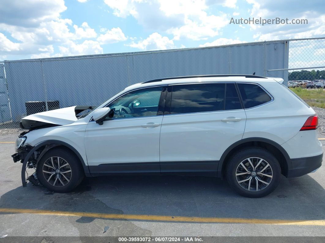 2019 Volkswagen Tiguan 2.0t Se/2.0t Sel/2.0t Sel R-line/2.0t Sel R-line Black White vin: 3VV2B7AX1KM037406