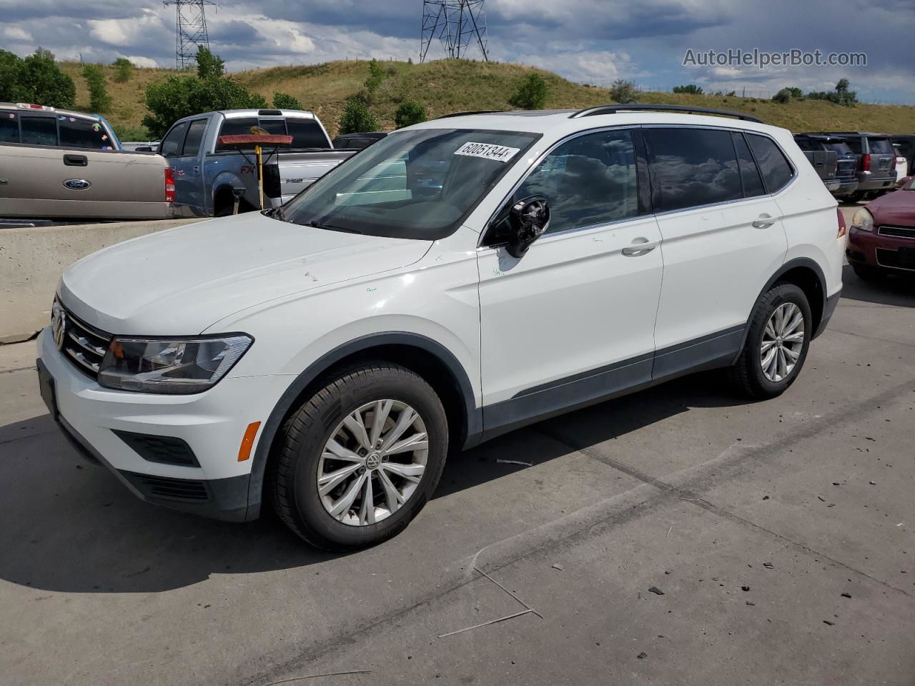 2019 Volkswagen Tiguan Se White vin: 3VV2B7AX1KM145363