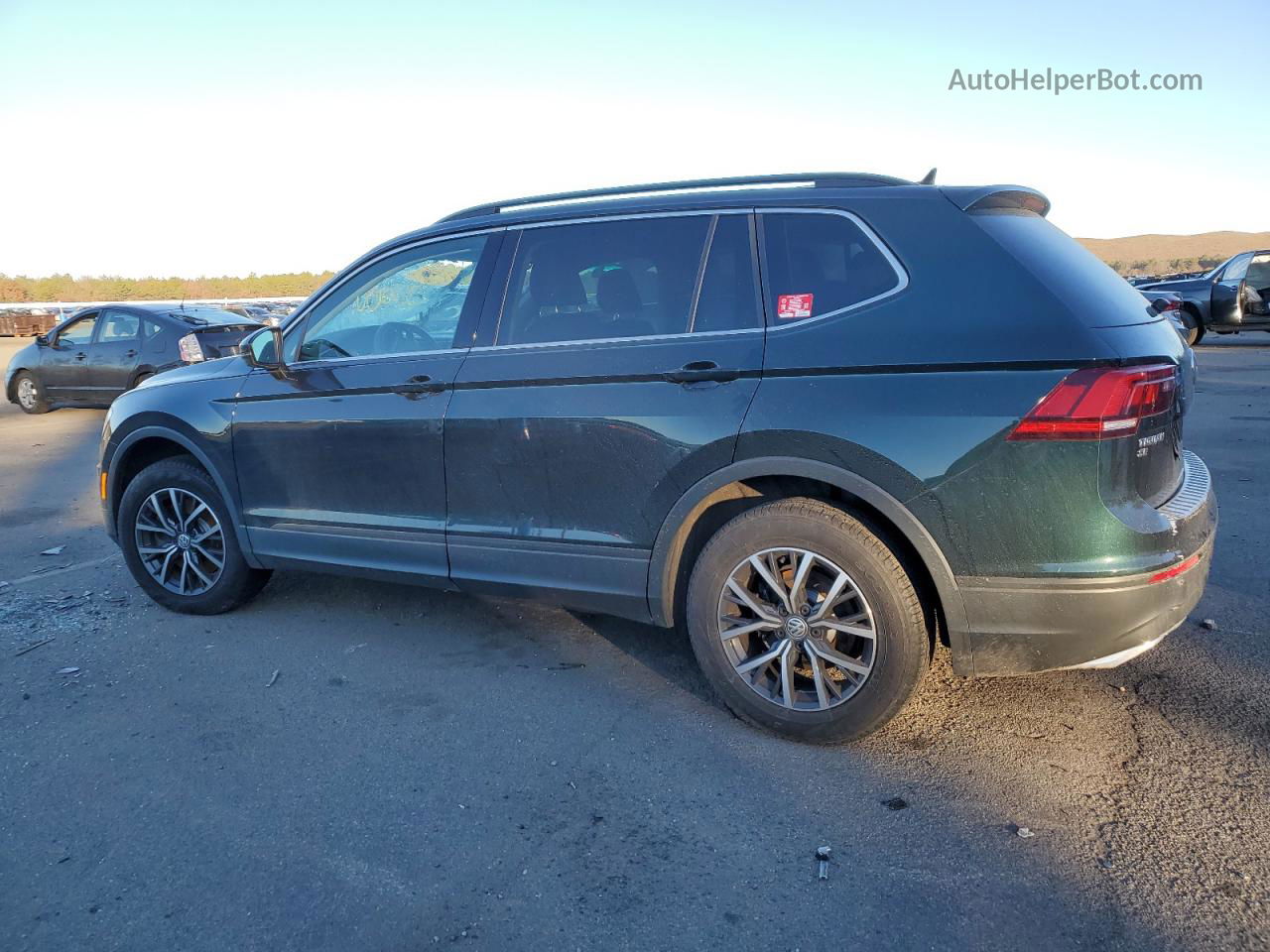 2019 Volkswagen Tiguan Se Green vin: 3VV2B7AX1KM162647