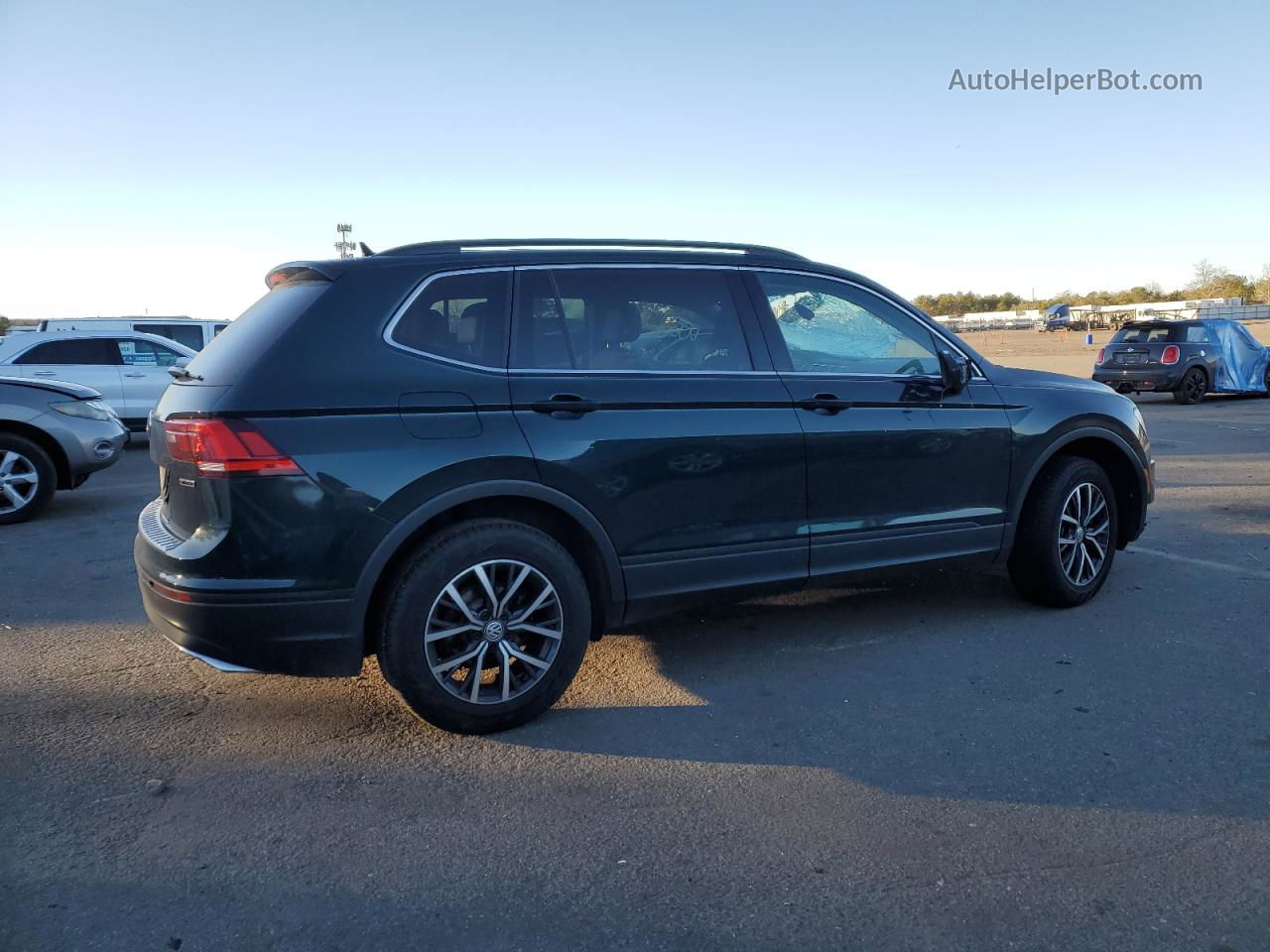 2019 Volkswagen Tiguan Se Green vin: 3VV2B7AX1KM162647